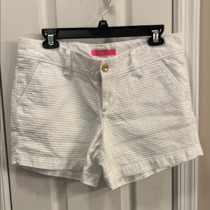 Lily Pulitzer textured White Women's Shorts size 8